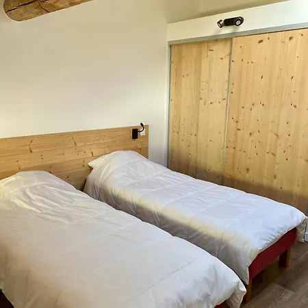 La Maizon Du Bois 1 Er Etage * 拉普拉涅